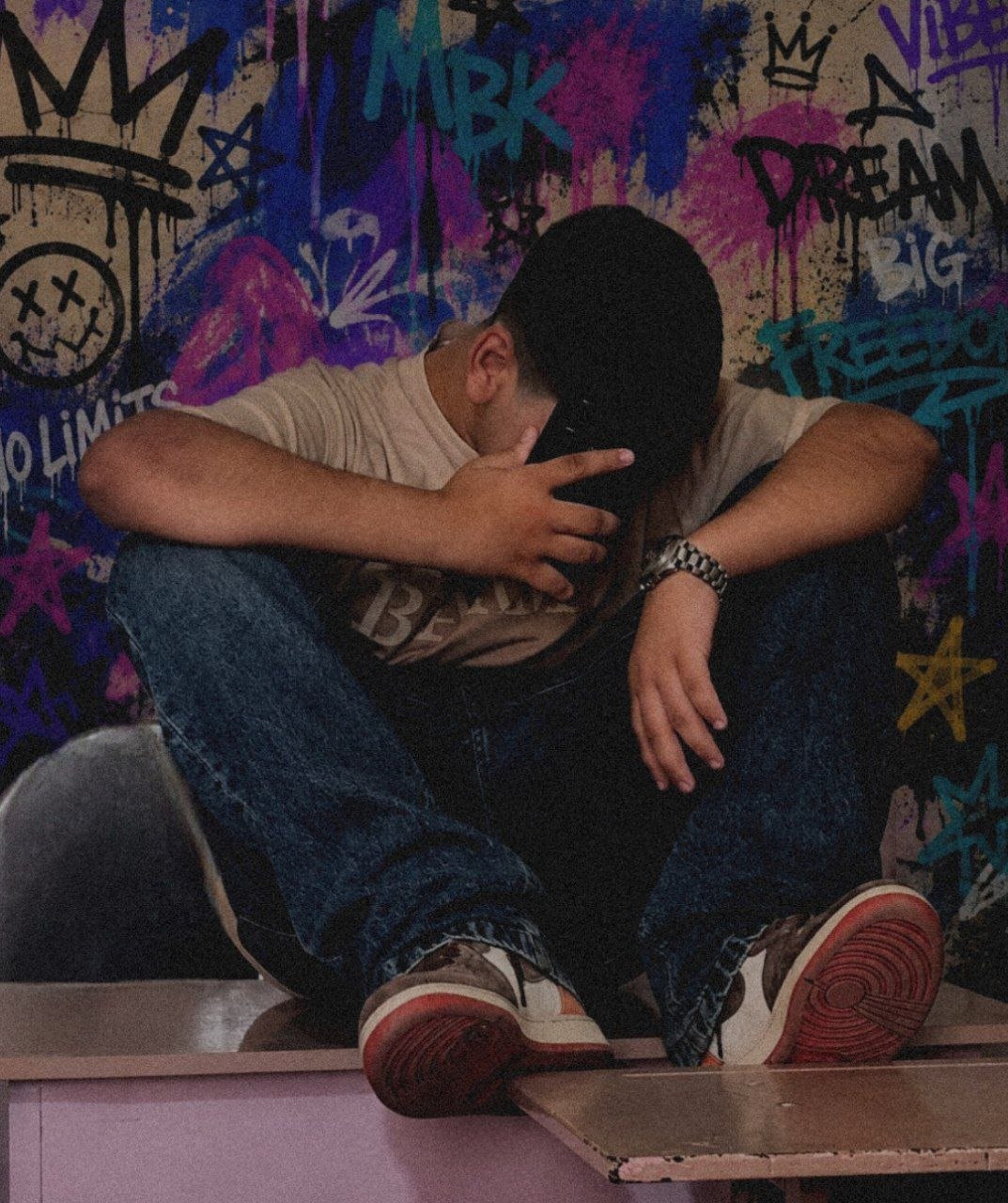 KHORSHID — هنرمند رپ فارسی